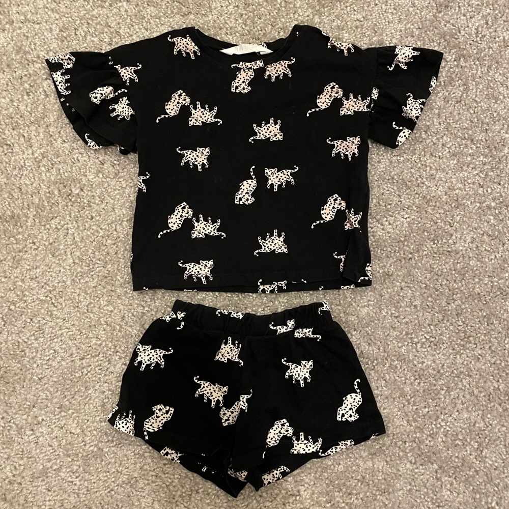 H&M Black Leopard Toddler Girls Shorts Set 2T